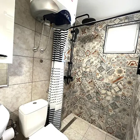 Of Center アパート サラエヴォ