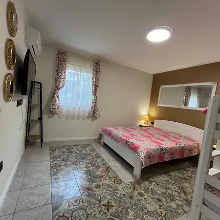 Of Center 사라예보