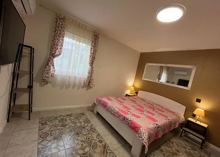 Of Center 사라예보