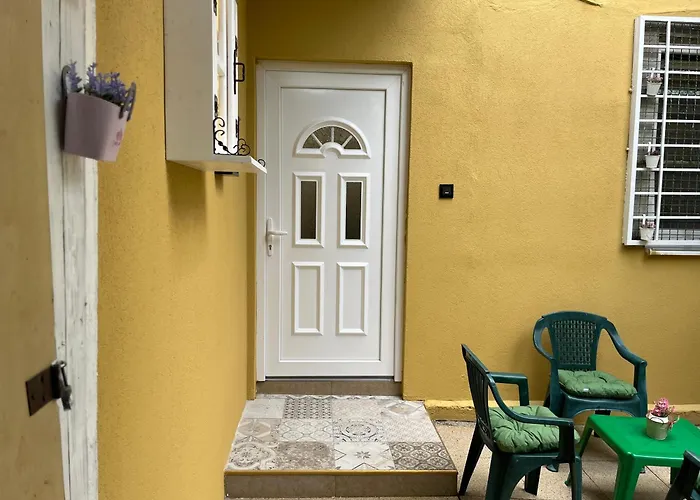 Of Center Apartmán *